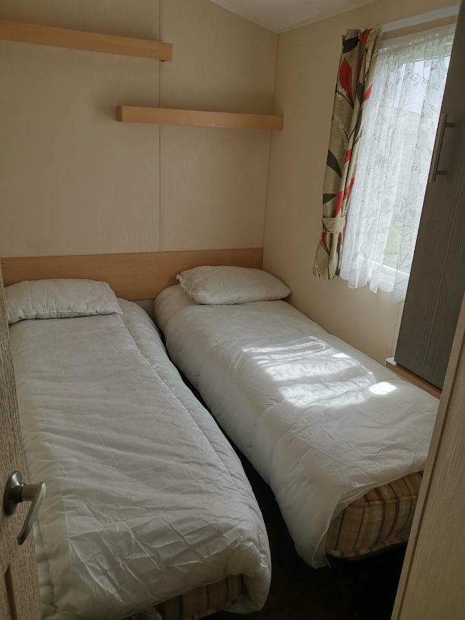 Caledonian Caravan Jaywick Sands Bagian luar foto
